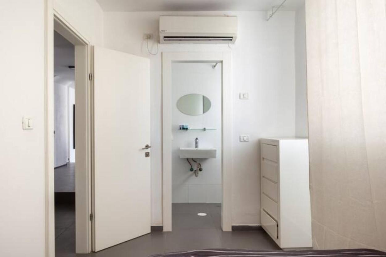 Oַ&O Group-Amazing Apt Bat-Yam 3 Min Walk To Beach Bat Yam Exteriör bild
