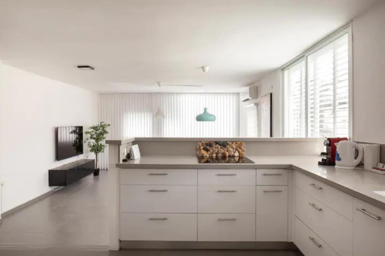 Oַ&O Group-Amazing Apt Bat-Yam 3 Min Walk To Beach Bat Yam Exteriör bild