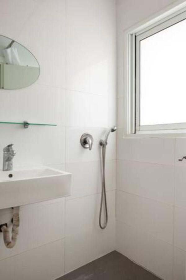 Oַ&O Group-Amazing Apt Bat-Yam 3 Min Walk To Beach Bat Yam Exteriör bild