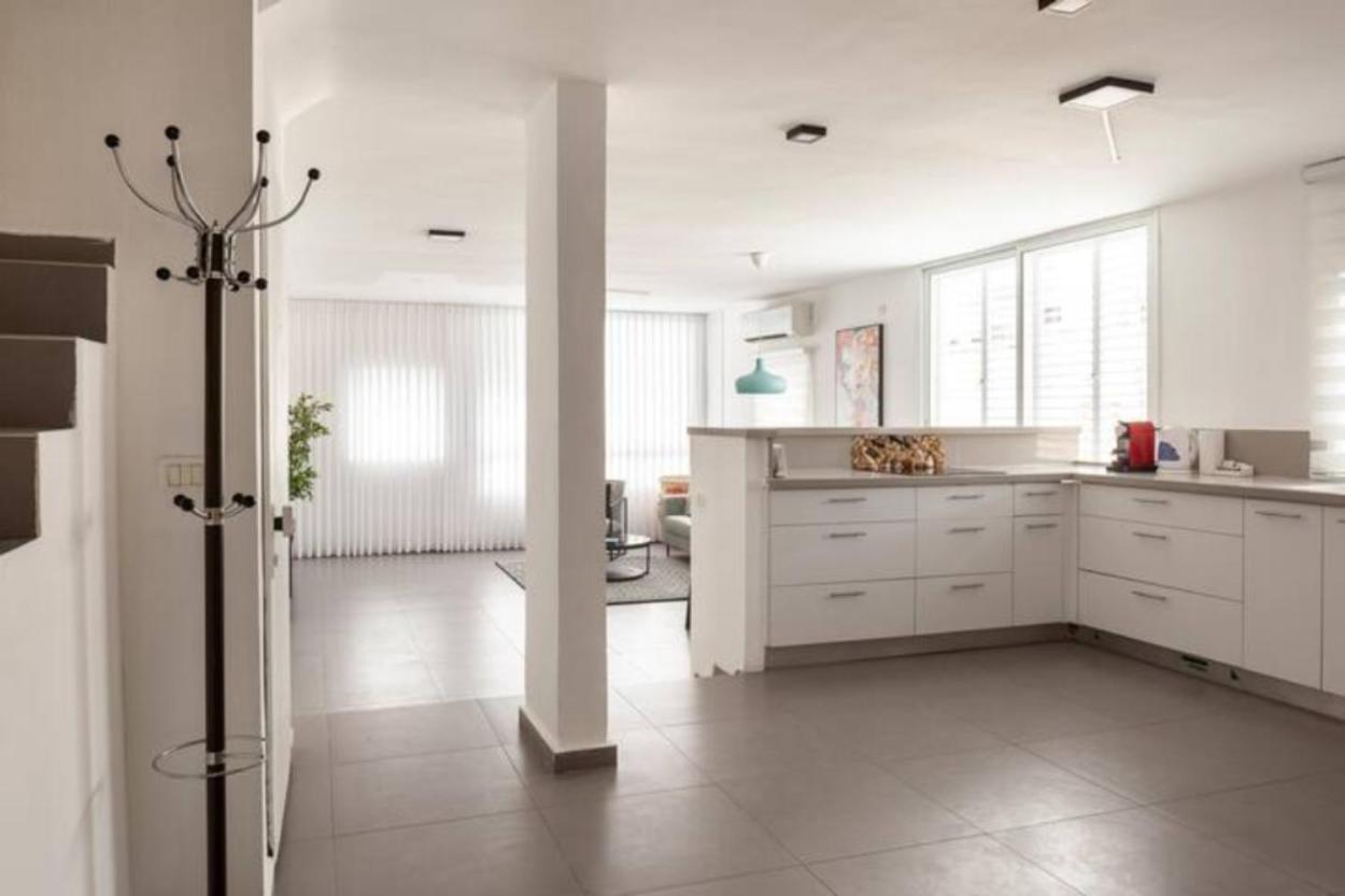 Oַ&O Group-Amazing Apt Bat-Yam 3 Min Walk To Beach Bat Yam Exteriör bild